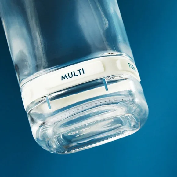 Grove Co Collaborative Glass Spray Bottle with Brilliant White Silicone Sleeve - Picture 8 of 12